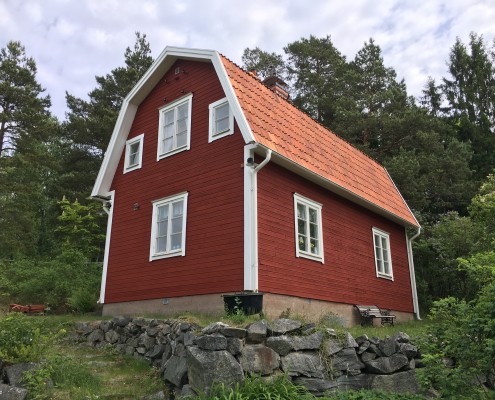 Roof and facade renovation Enköping